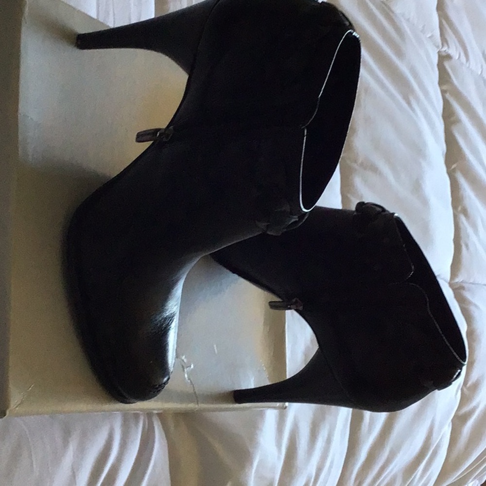 Elegant Black Women's Ankle Boots